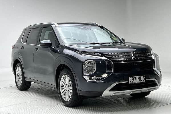 2024 Mitsubishi Outlander LS ZM