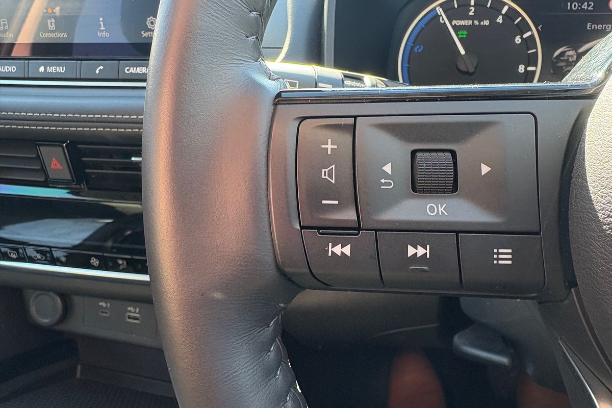2023 Nissan X-TRAIL ST-L e-POWER T33