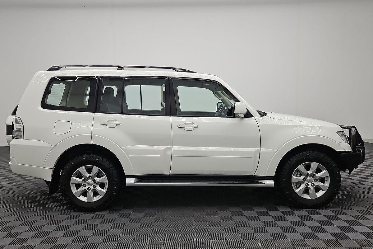 2021 Mitsubishi Pajero GLX NX
