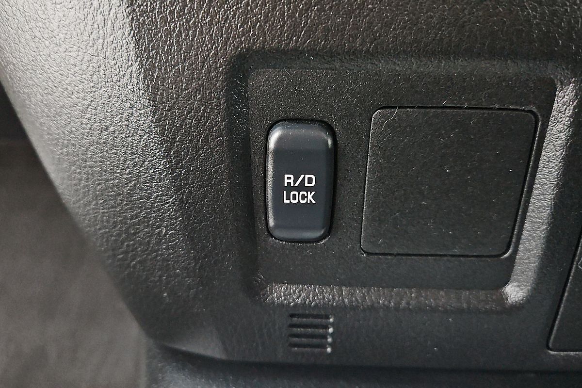 2021 Mitsubishi Pajero GLX NX