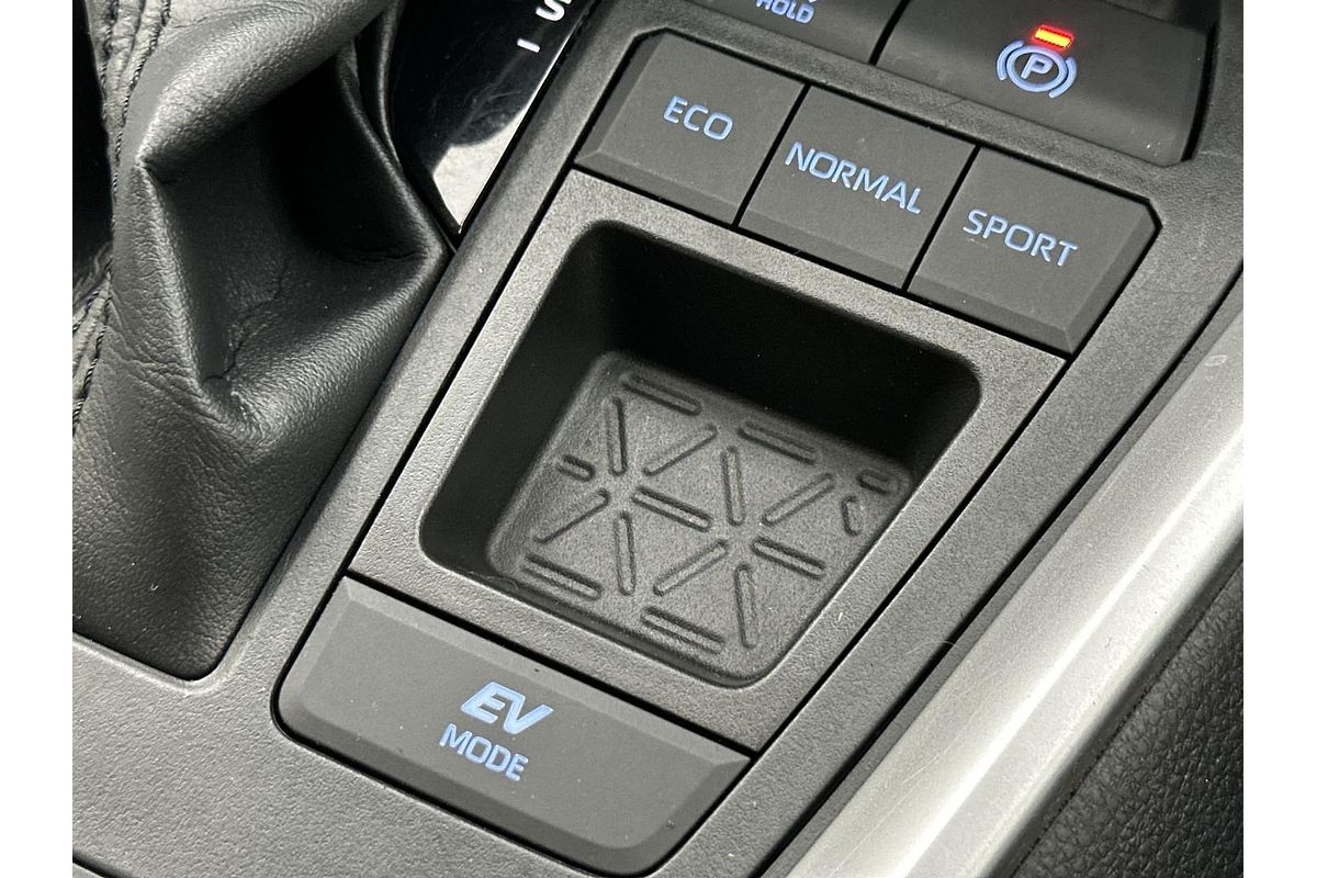 2021 Toyota RAV4 GXL AXAH52R