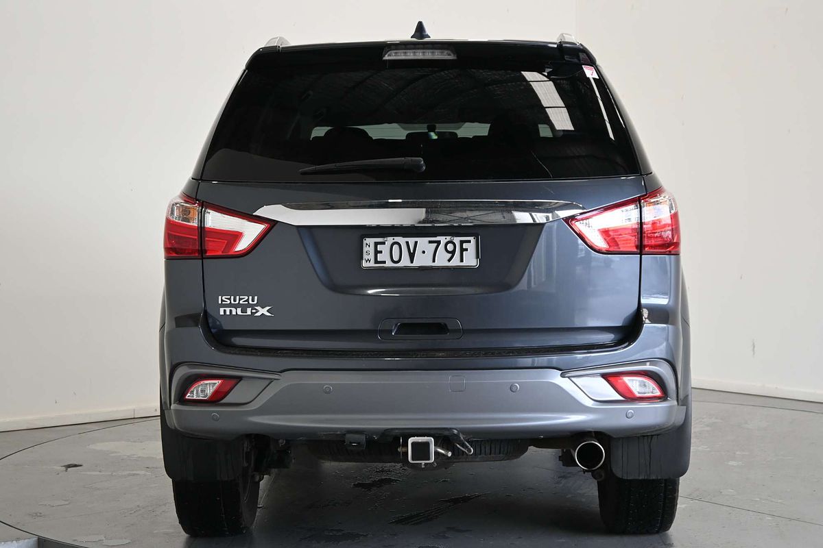 2021 Isuzu MU-X LS-T