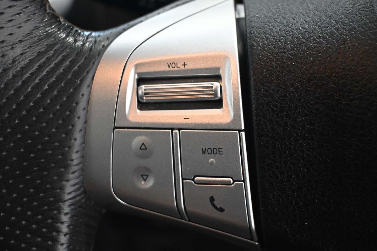 2021 Isuzu MU-X LS-T
