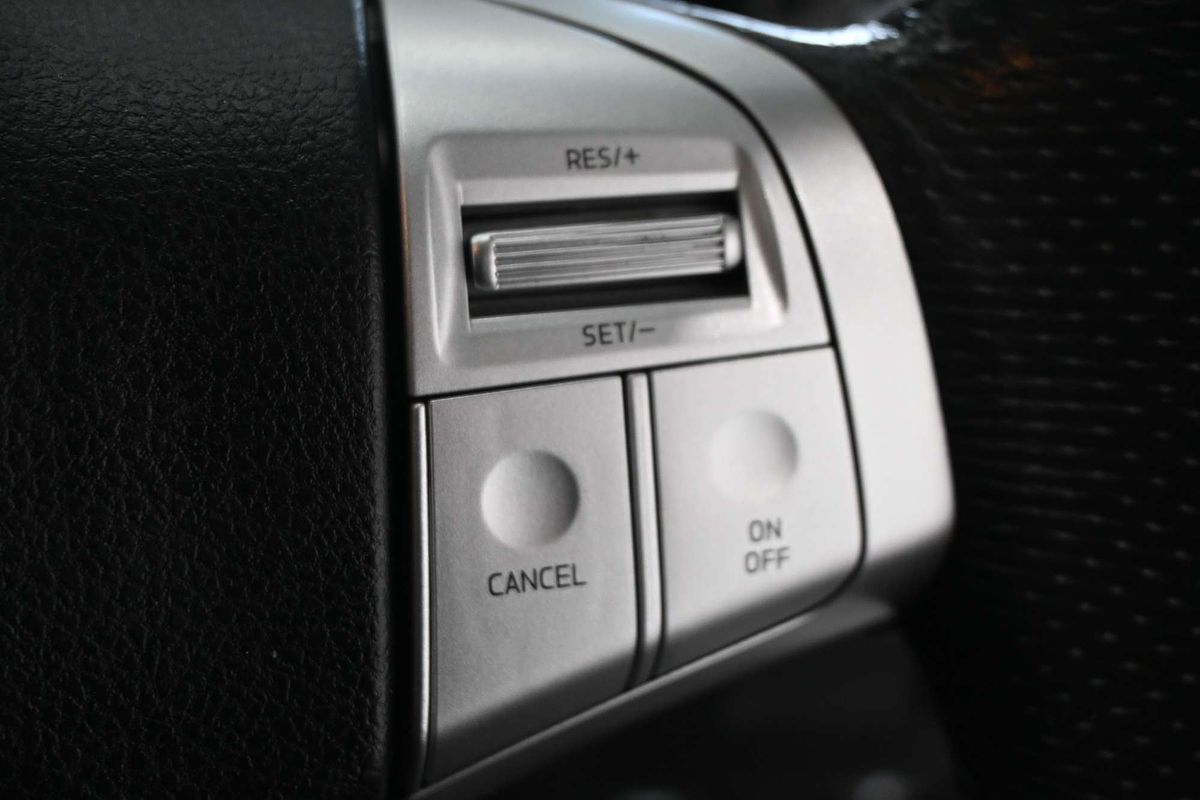 2021 Isuzu MU-X LS-T