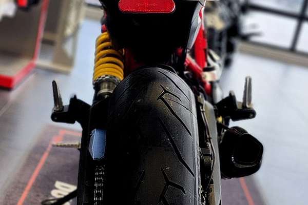 2019 Ducati MONSTER M 659