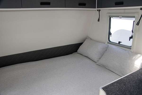 2025 Jayco STARCRAFT CARAVAN 19.61-3.BP.SC-MY25