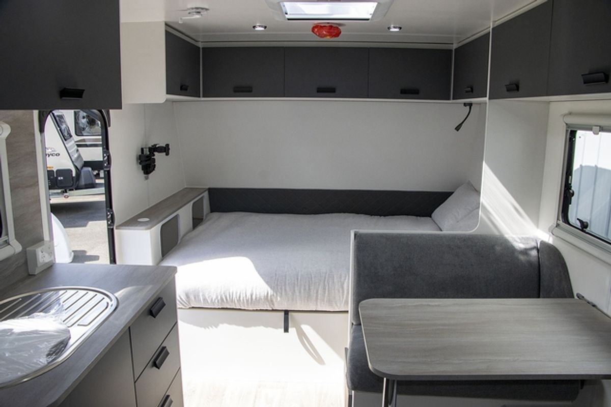 2025 Jayco STARCRAFT CARAVAN 19.61-3.BP.SC-MY25