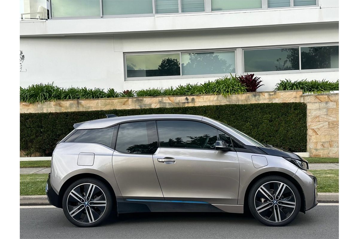 2015 BMW i3 REX (HYBRID) IO1