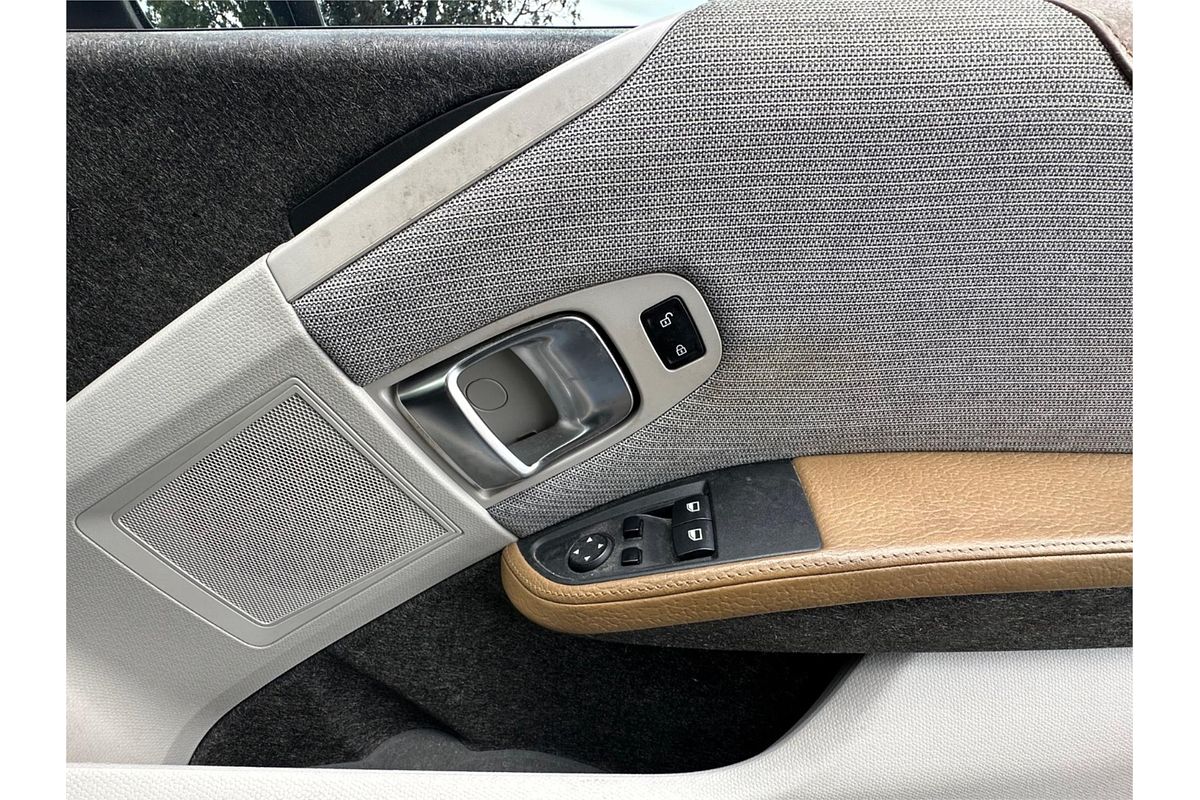 2015 BMW i3 REX (HYBRID) IO1