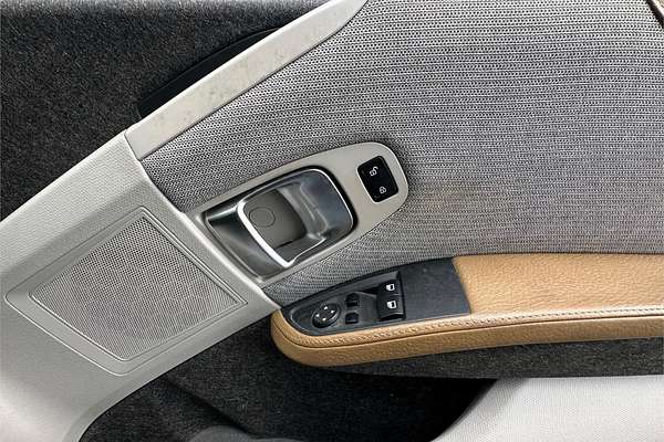 2015 BMW i3 REX (HYBRID) IO1