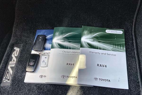 2024 Toyota RAV4 GXL AXAH52R