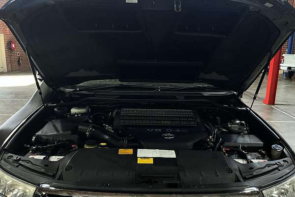 2012 Toyota Landcruiser GXL VDJ200R