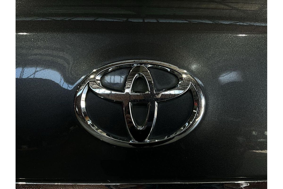 2012 Toyota Landcruiser GXL VDJ200R