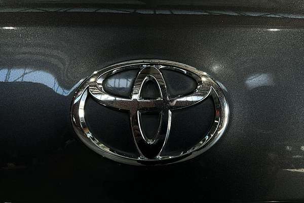 2012 Toyota Landcruiser GXL VDJ200R