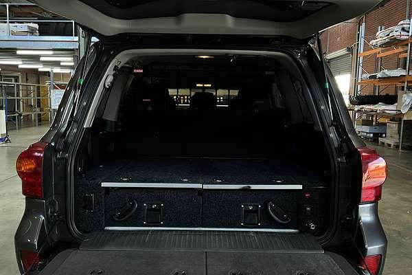 2012 Toyota Landcruiser GXL VDJ200R