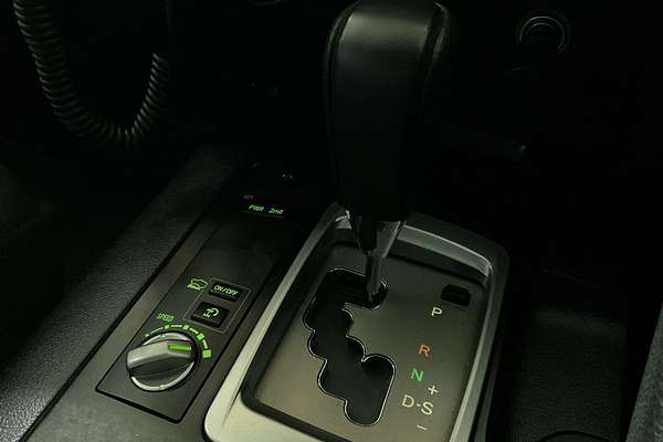 2012 Toyota Landcruiser GXL VDJ200R