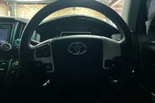 2012 Toyota Landcruiser GXL VDJ200R