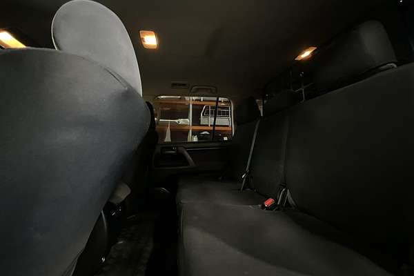 2012 Toyota Landcruiser GXL VDJ200R