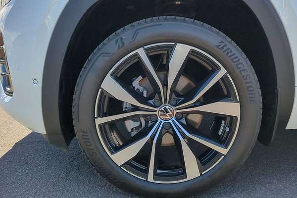 2024 Volkswagen Atlas Cross Sport 2.0T SEL Premium R-Line