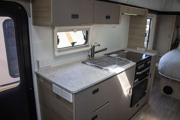 2025 Jayco DISCOVERY POPTOP 17.55-8.OB.DY-MY25