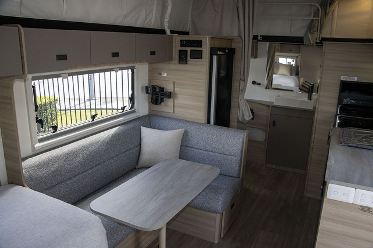2025 Jayco DISCOVERY POPTOP 16.67-4.OB.DY-MY25