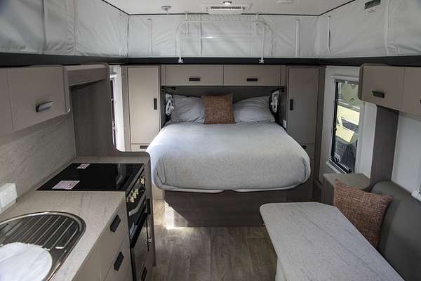 2024 Jayco ALL TERRAIN POPTOP 17.55-8.AT-MY24