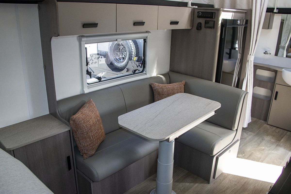 2024 Jayco ALL TERRAIN POPTOP 17.55-8.AT-MY24