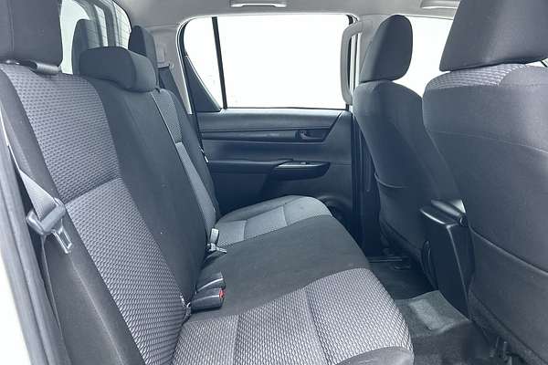 2018 Toyota Hilux Workmate GUN125R 4X4