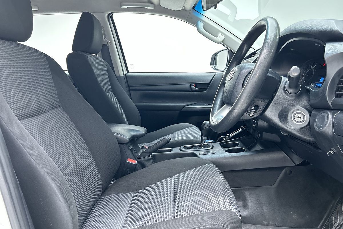 2018 Toyota Hilux Workmate GUN125R 4X4