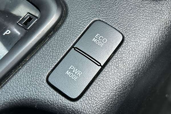2018 Toyota Hilux Workmate GUN125R 4X4