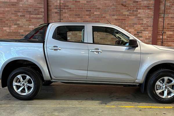 2025 Isuzu D-MAX LS-M 4X4