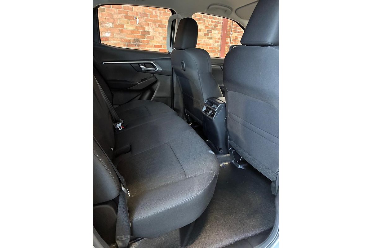 2025 Isuzu D-MAX LS-M 4X4