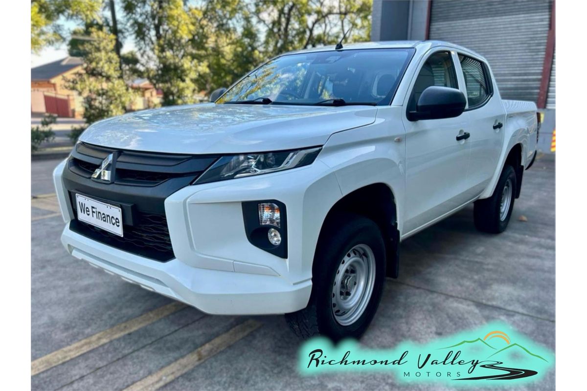 2021 Mitsubishi Triton GLX ADAS MR