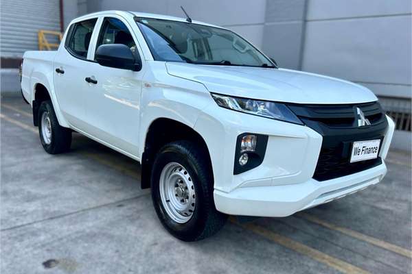 2021 Mitsubishi Triton GLX ADAS MR