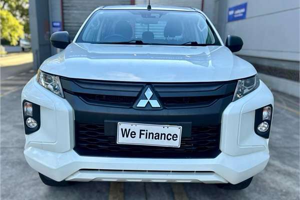 2021 Mitsubishi Triton GLX ADAS MR