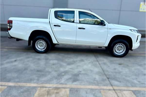 2021 Mitsubishi Triton GLX ADAS MR