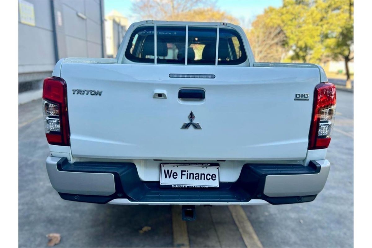 2021 Mitsubishi Triton GLX ADAS MR