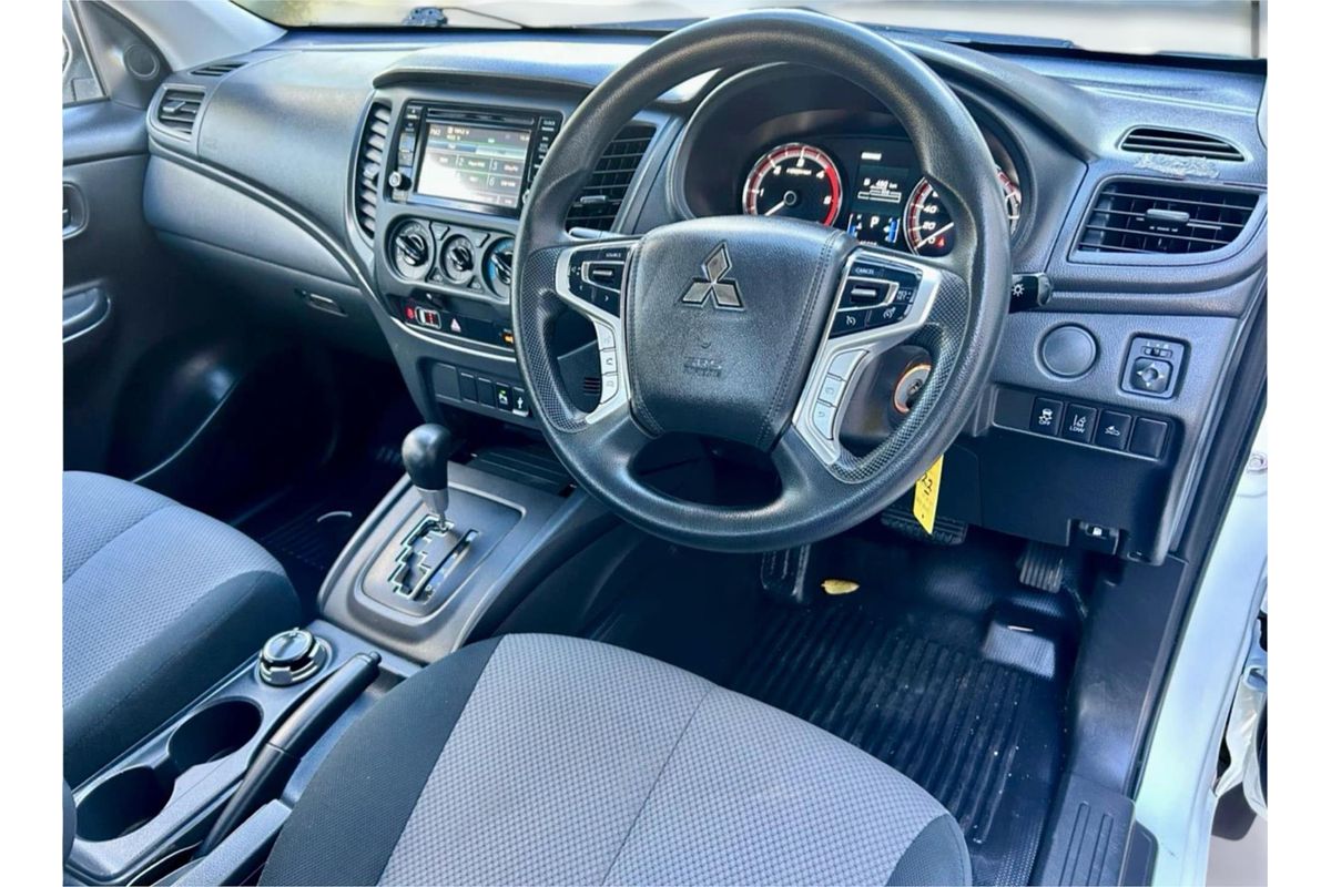 2021 Mitsubishi Triton GLX ADAS MR