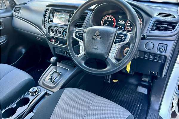 2021 Mitsubishi Triton GLX ADAS MR