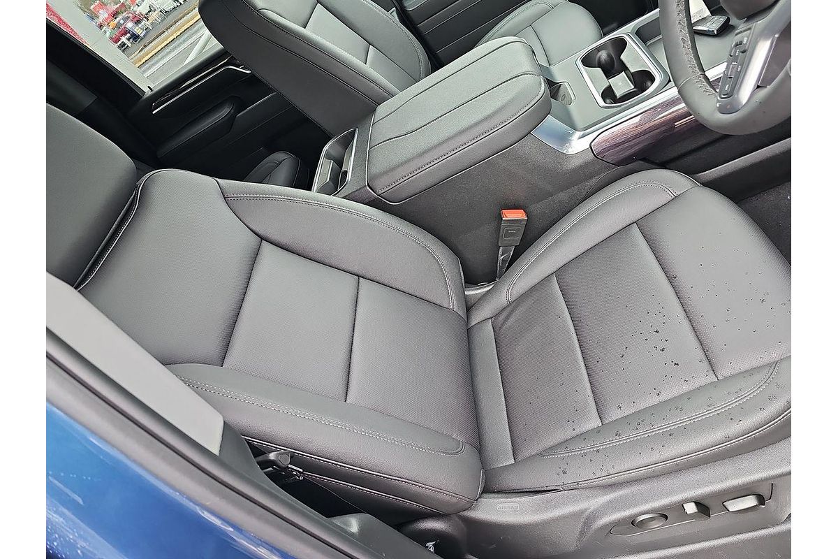 2025 Chevrolet Silverado HD LTZ Premium W/Tech Pack T1 4X4