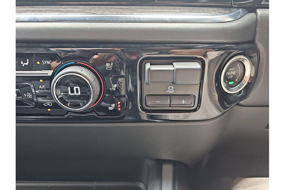 2025 Chevrolet Silverado HD LTZ Premium W/Tech Pack T1 4X4