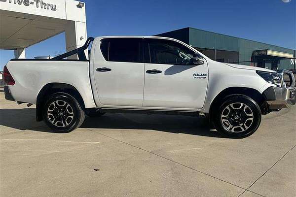 2024 Toyota Hilux