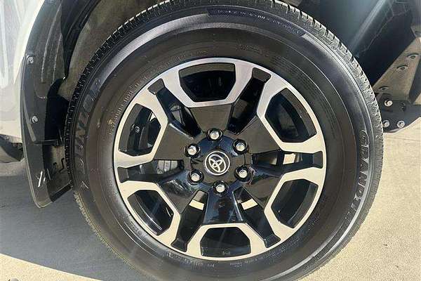 2024 Toyota Hilux
