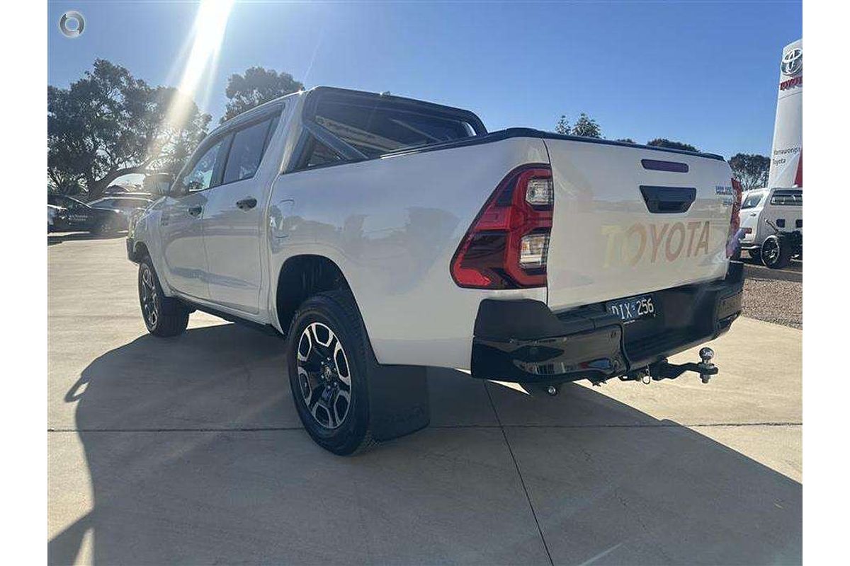 2024 Toyota Hilux