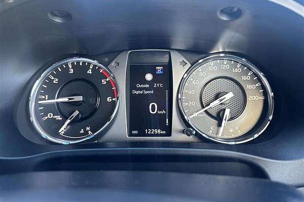 2024 Toyota Hilux