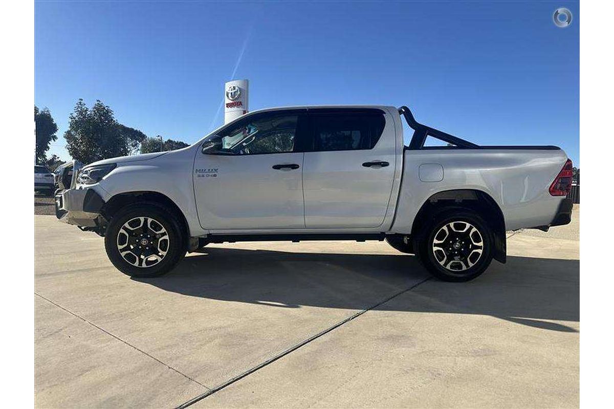 2024 Toyota Hilux