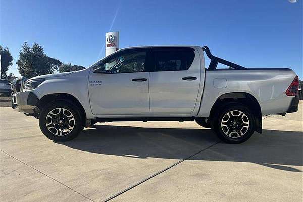 2024 Toyota Hilux
