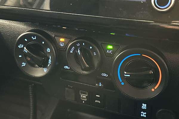 2021 Toyota Hilux SR GUN126R 4X4