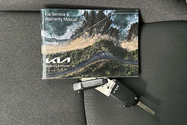 2023 Kia Carnival S KA4