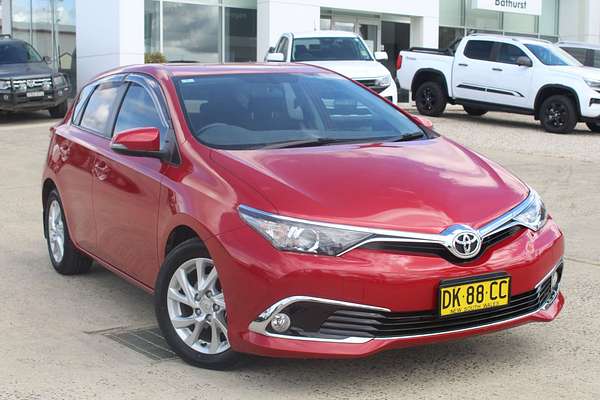 2017 Toyota Corolla Ascent Sport ZRE182R
